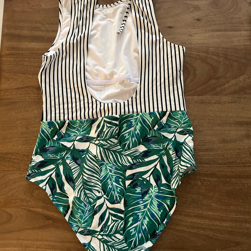 Cupshe Black & White Striped Top with Green Leaf Print One-Piece Swimsuit - Picture 3 of 10